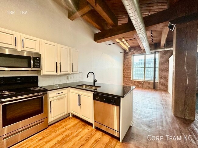 Photo - 202 W 5th St Unit 412