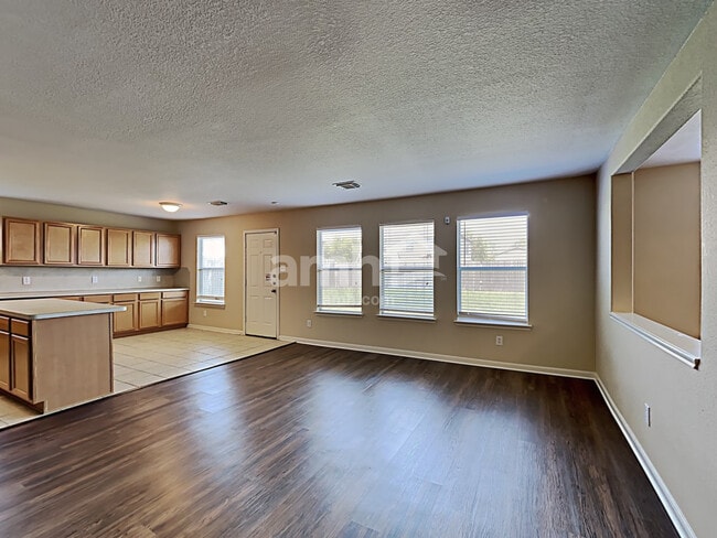 Photo - 3846 Clobourne Crossing Ln