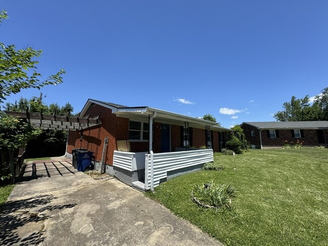 Photo - 1939 Bedinger Ct