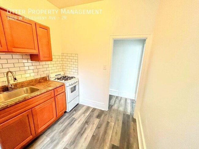 Photo - 1306 W Allegheny Ave Unit 2R
