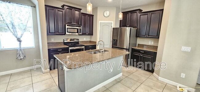 Photo - 15217 Evergreen Oak Loop