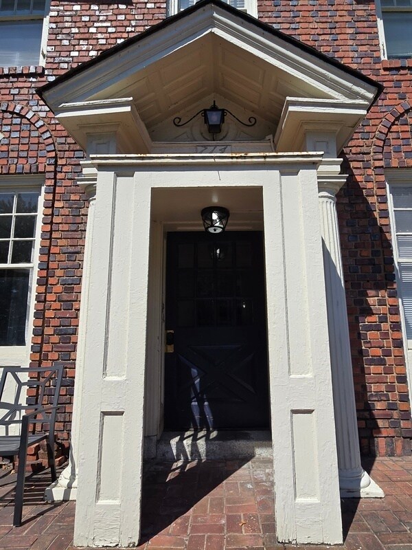 Photo - 714 N Arthur Ashe Blvd Unidad A