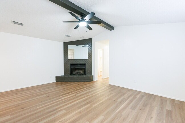 Photo - Newly Remodeled Modern 2 bedroom with a garage