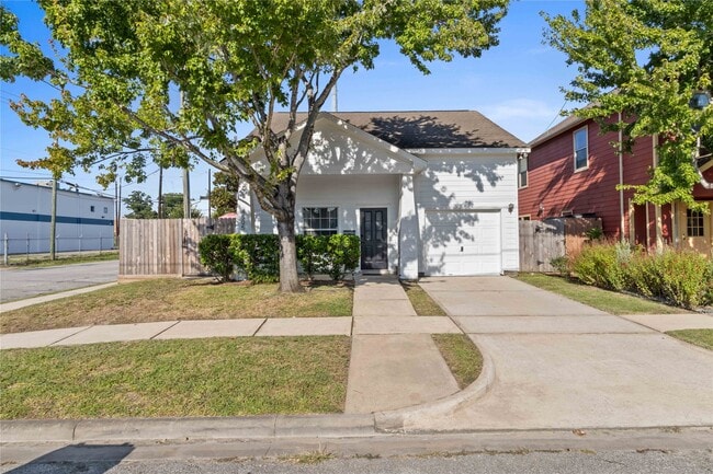 Building Photo - 4505 Gano St Rental