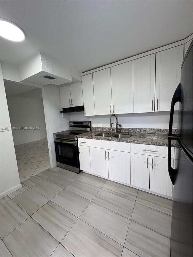 447 NE 195th St Unit 214