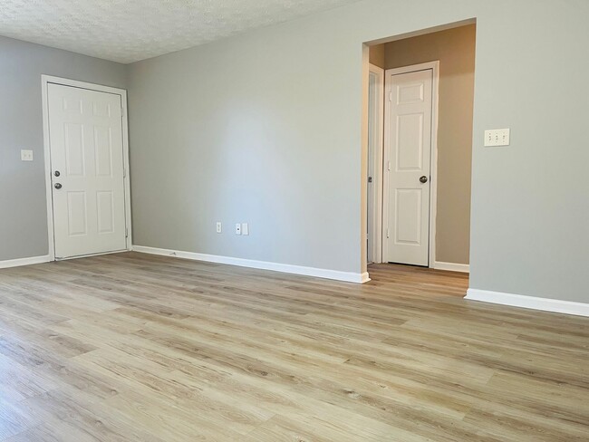 Photo - 105 Granite St Unit 105 Granite St - B