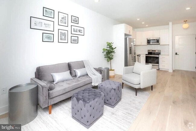 Building Photo - 1702 Light St Unit 304 Rental