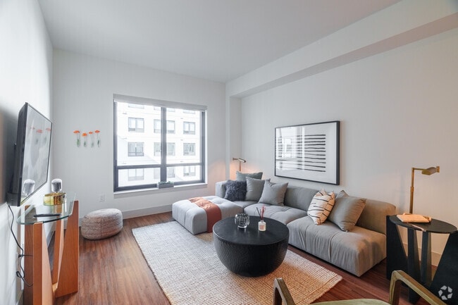 1BR, 1BA - 1,241SF