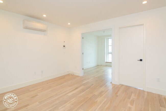 Photo - 830 St Johns Pl Unit 5J