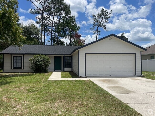 Building Photo - 3 BED/ 2 BATH HOME IN DELTONA!