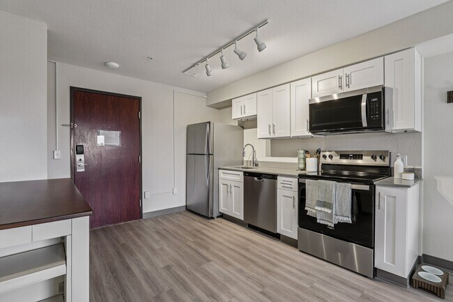 Woodland Flats Apartments