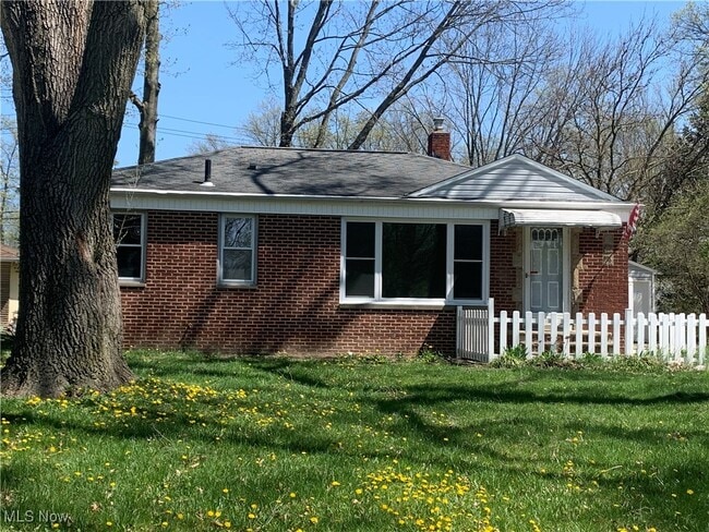 Photo - 1861 Eaton Dr House