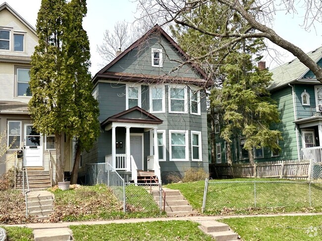 Building Photo - 715 E 6th St Unit #1 Rental