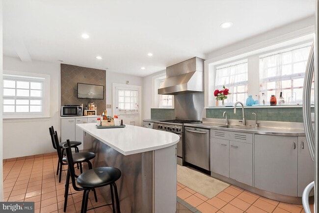 Photo - 5046 W Nevada St