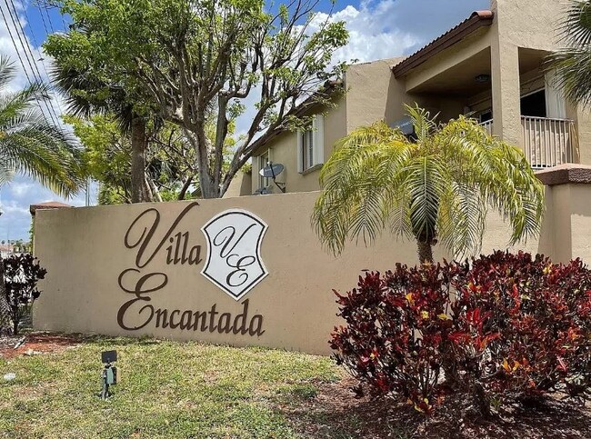 Building Photo - 15721 SW 137th Ave Rental