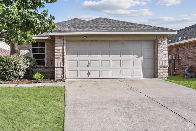 Building Photo - 4736 Cedar Springs Dr Rental