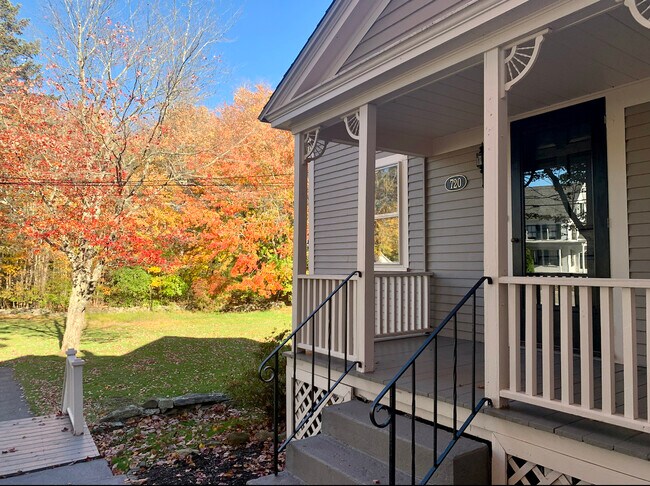 Photo - 720 Washington Rd