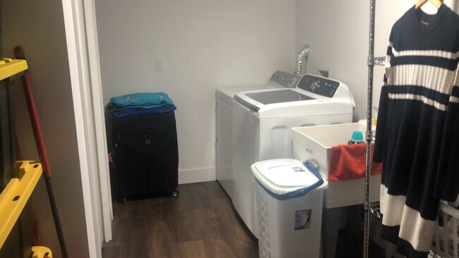 Photo - 33188 Brundige Ave Unit BSMT33186