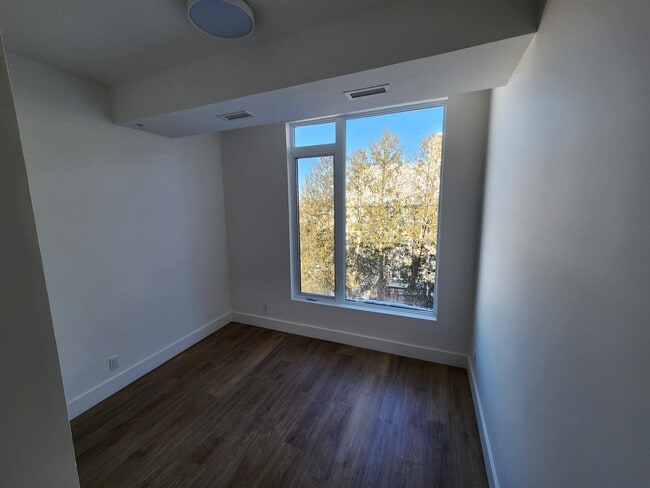 Photo - 841 Grenon Ave Unité 201