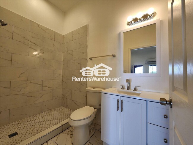 Photo - 5027 Creekmont Dr