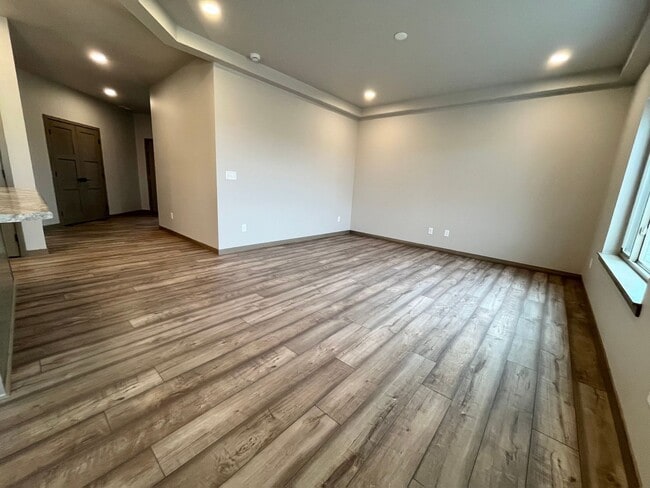 Photo - Spacious 2 Bed/2 Bath House with 3 Car Garage!