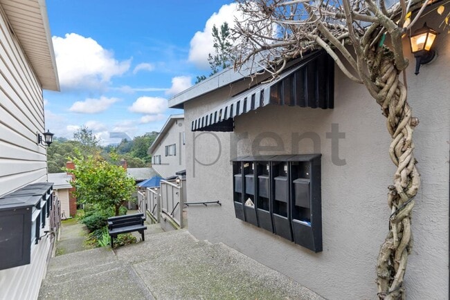 Photo - Unit A