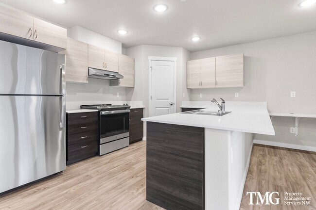 Photo - Waterford Terrace Apartments