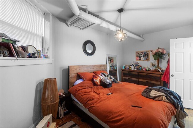 Photo - 442 W Arlington Pl Unit GND