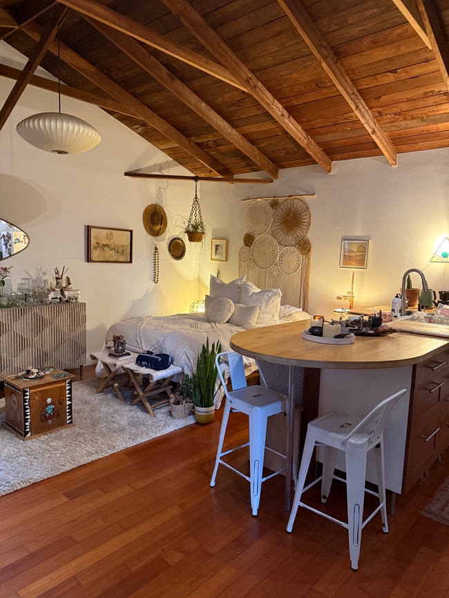 Photo - 547 Indiana Ave