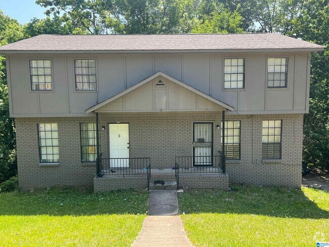 Building Photo - 1717 6th Pl Cir NW Rental