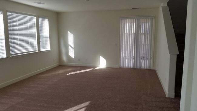 Photo - LENNAR HOME! WITH IN LAW QUARTERS!