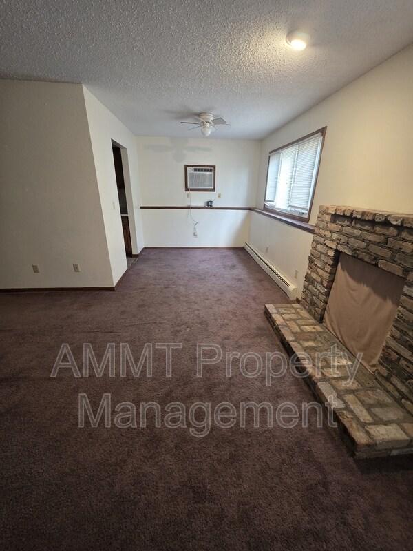 4016 Westover Rd SE