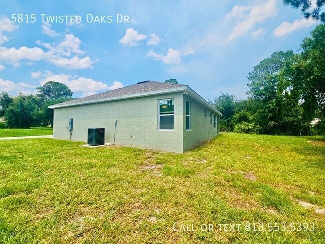 Photo - 5815 Twisted Oaks Dr