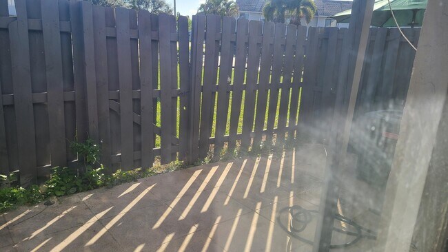 Photo - 1803 Wharf Ln