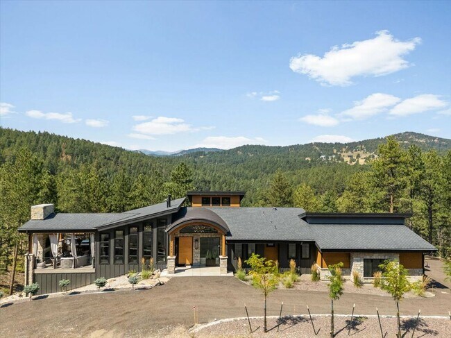 Photo - 21429 Trappers Trail