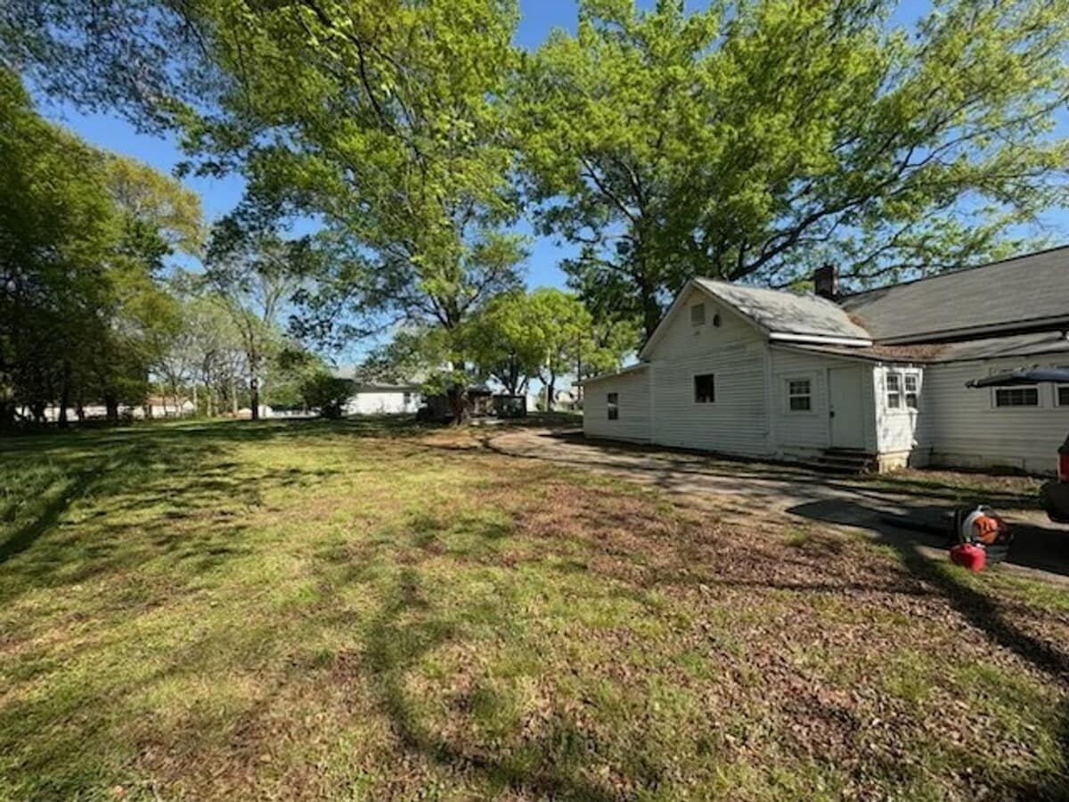 Photo - Charming 3 Bedroom 2 Bath Renovated Ranch Home