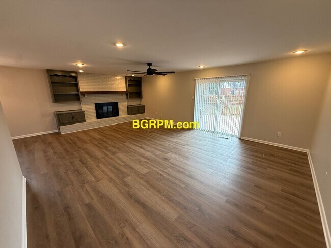 Photo - 3 BD 2 BA