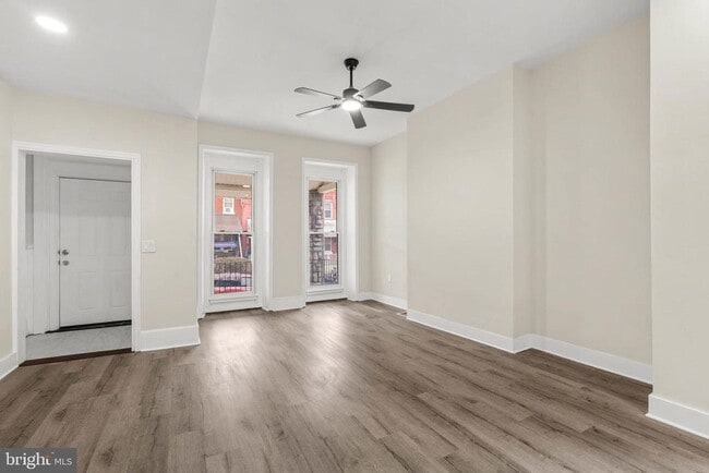 Building Photo - 5433 Stewart St Rental