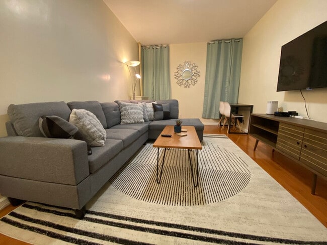 Photo - 1156 42nd St Unit SI ID1296532P