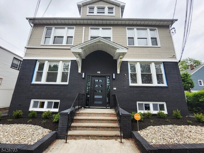 Building Photo - 49 Union Pl Unit 3