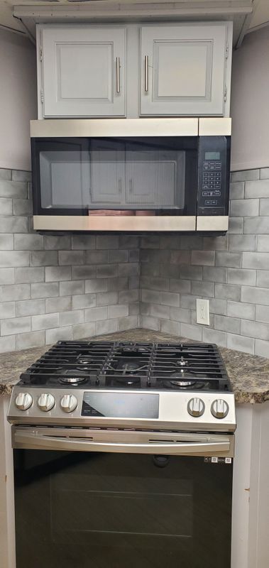 Photo - 9611 Grandmont Ave