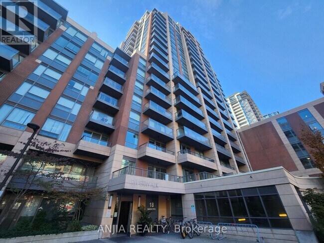Photo - 18 Uptown Dr Unit 901