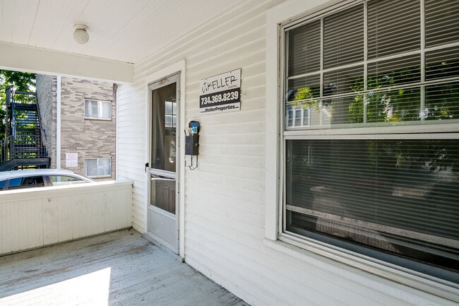 Photo - 112 Adams St