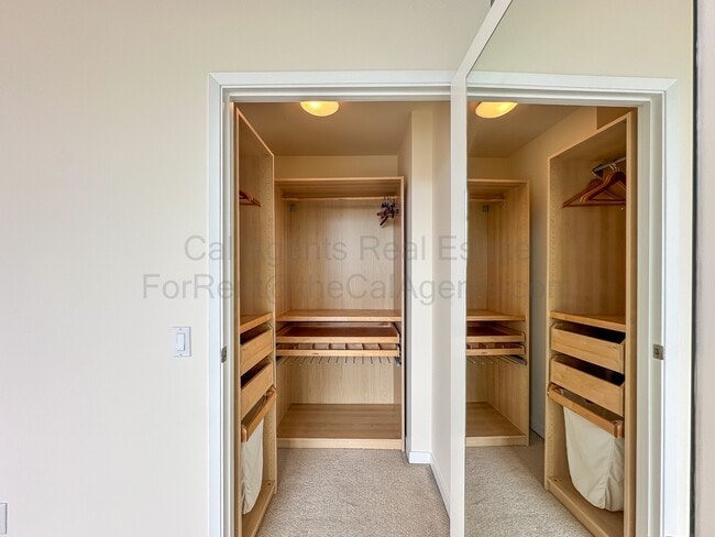 Photo - 1 Lakeside Dr