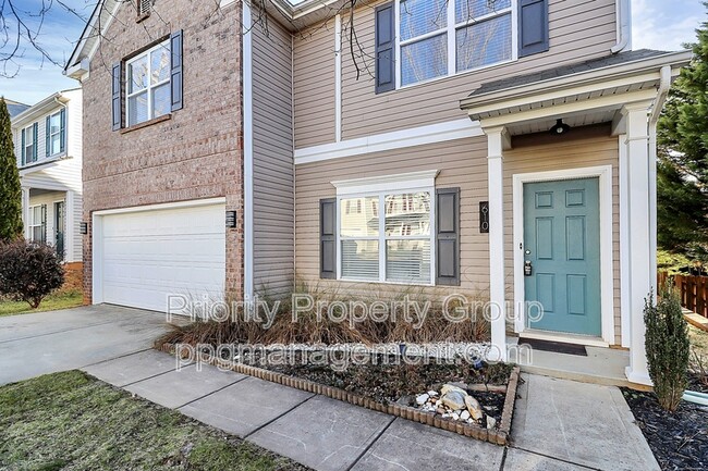 Photo - 610 Latimer Way