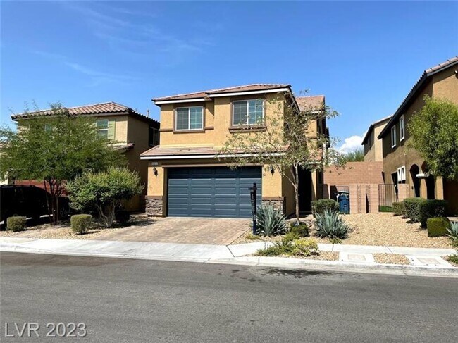 Building Photo - Beautiful 3 bedroom/2.5 baths in the North... Rental