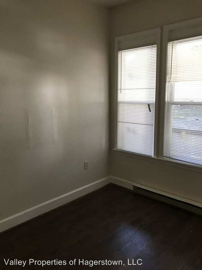 Photo - 316 N Centre St