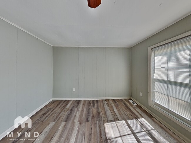 Photo - 23 Westgate Park Ln