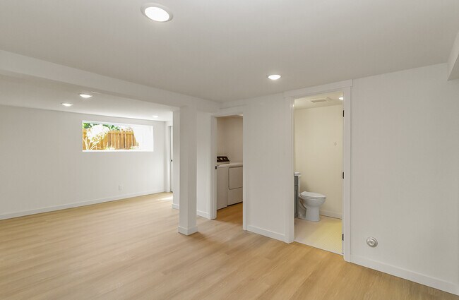 Photo - 5655 31st Ave SW Unit C