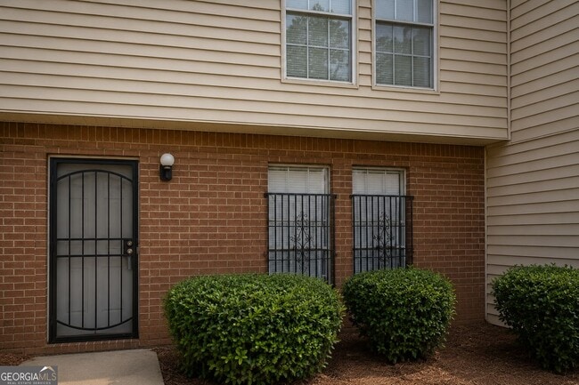 Building Photo - 3168 Nectarine Cir